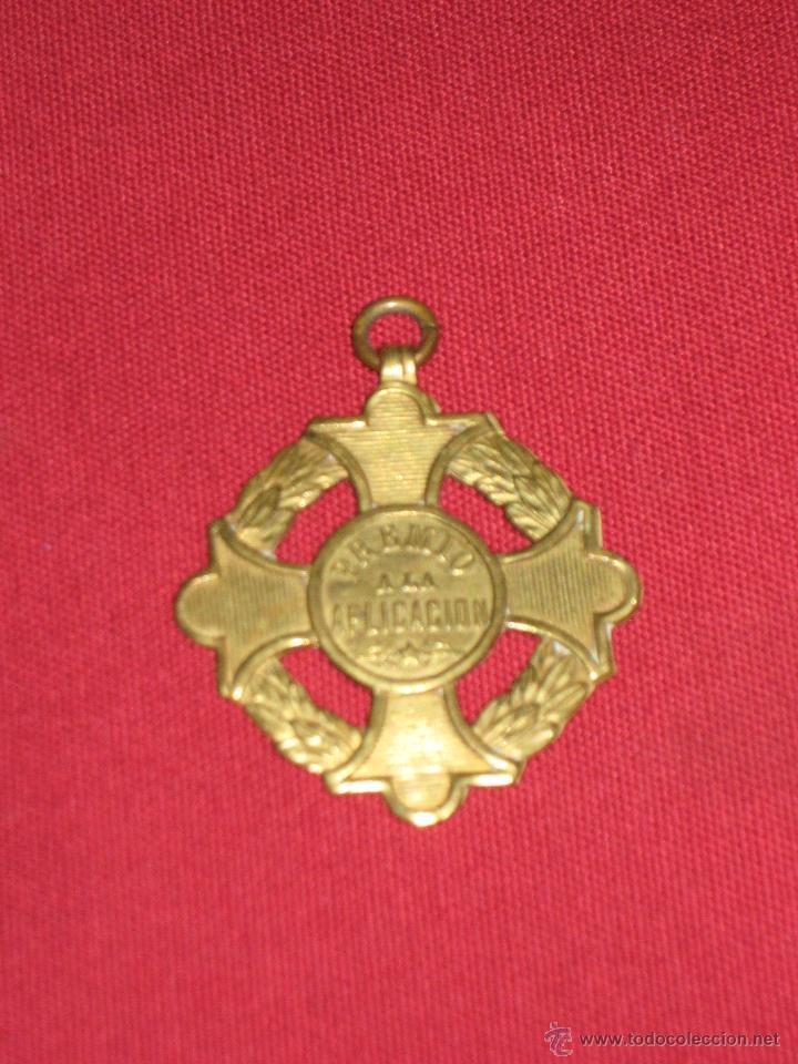 Trofeos y medallas: MEDALLA ESCOLAR - PREMIO A LA APLICACION - Foto 1