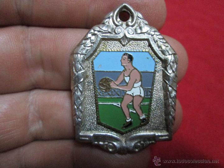 Trofeos y medallas: MEDALLA DE BALONCESTO ANTIGUA - Foto 1