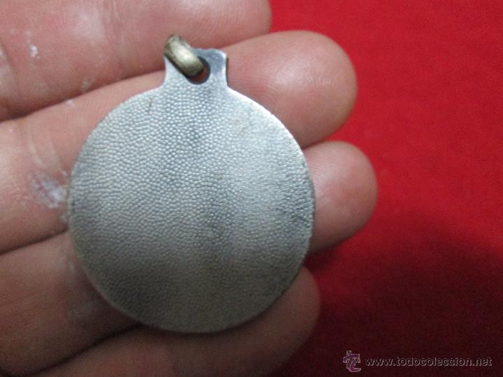 Trofeos y medallas: Medalla trofeo de pesca - Foto 3