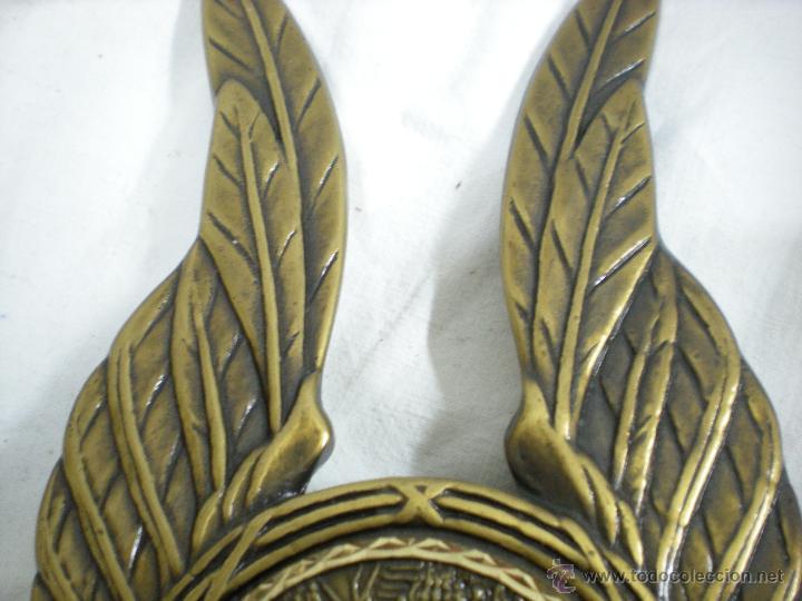 Trofeos y medallas: TROFEO APLICABLE AL FUTBOL - Foto 2