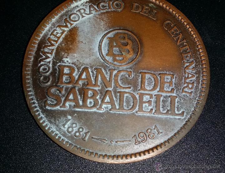Trofeos y medallas: MEDALLA DEL BANCO DE SABADELL - Foto 1