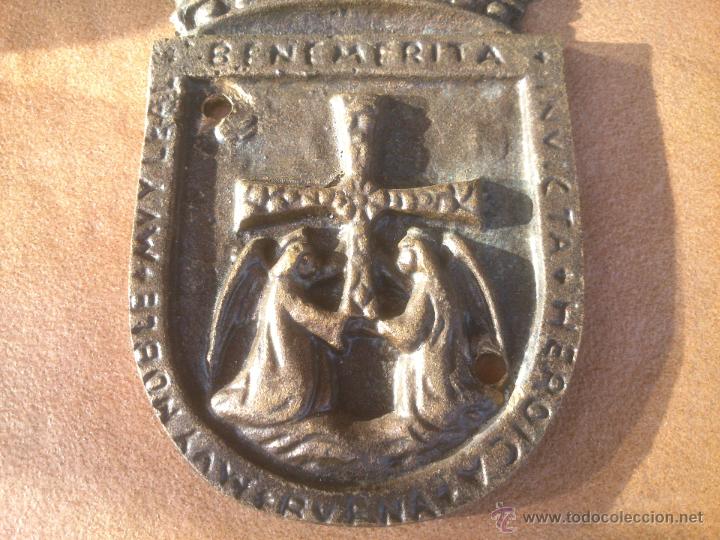 Trofeos y medallas: ESCUDO OVIEDO.BRONCE - Foto 2