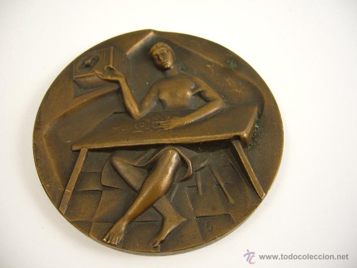 Trofeos y medallas: MEDALLA BORDADOS gramde - Foto 1