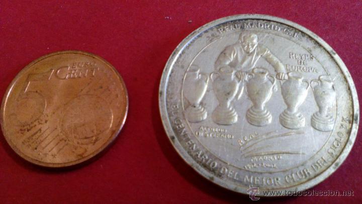 Trofeos y medallas: MEDALLA REAL MADRID CENTENARIO - Foto 2