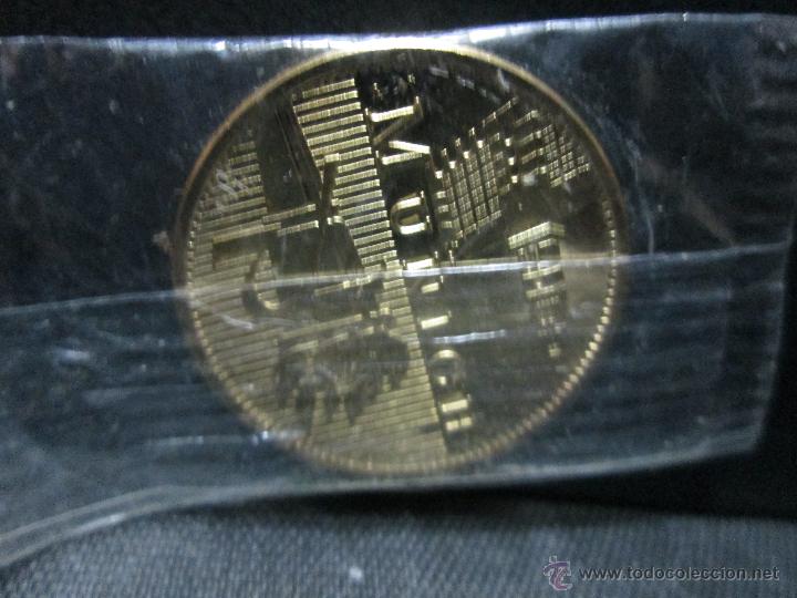 Trofeos y medallas: olimpiadas munich 72 nueva en su funda orijinal - Foto 1
