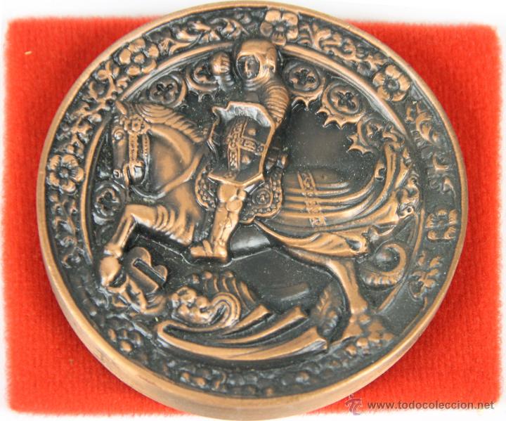 Trofei e Medaglie: M-259-MEDALLA DE COBRE SAN JORGE,III ASAMBLEA DE INSTITUCIONES DE CULTURA. BARCELONA. 1968.