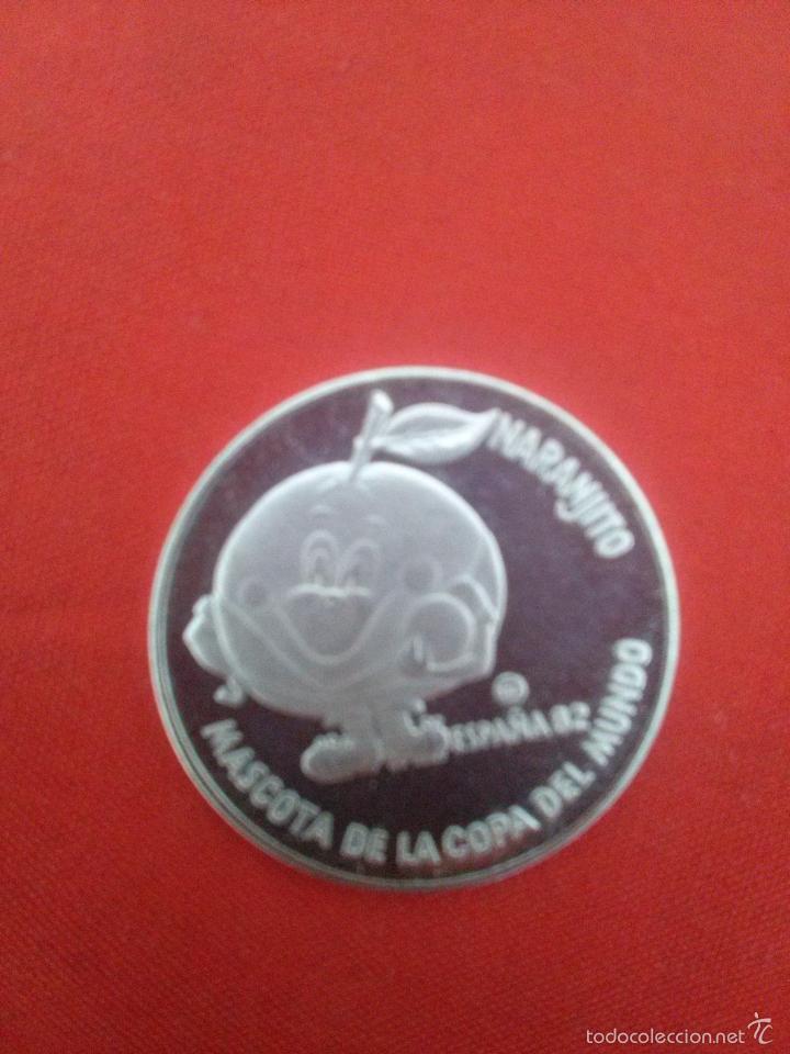 Trofeos y medallas: MEDALLA DE PLATA  ESPA&Ntilde;A 82 NARANJITO - Foto 4