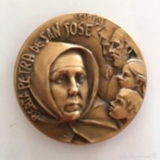 Trofeos y medallas: MEDALLA EN BRONCE BEATA PETRA DE SAN JOSE. 1994. MADRES DE DESAMPARADOS Y SAN JOSÉ DE LA MONTAÑA
