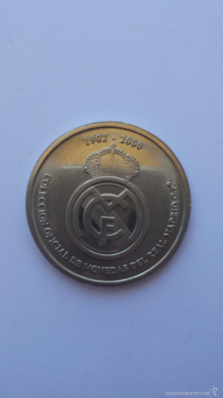 Trofeos y medallas: Medalla ,moneda del centenario del real madrid, mijatovic de 2,7 cms - Foto 1