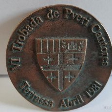 Trofeos y medallas: MAGNIFICA Y ANTIGUA MEDALLA - VI TROBADA DE PVERI CANTORES - TERRASSA ABRIL DE 1981 -