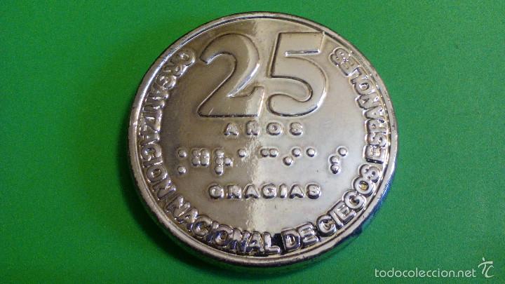 Trofeos y medallas: MEDALLA 25 A&Ntilde;OS DE LA ONCE - Foto 2