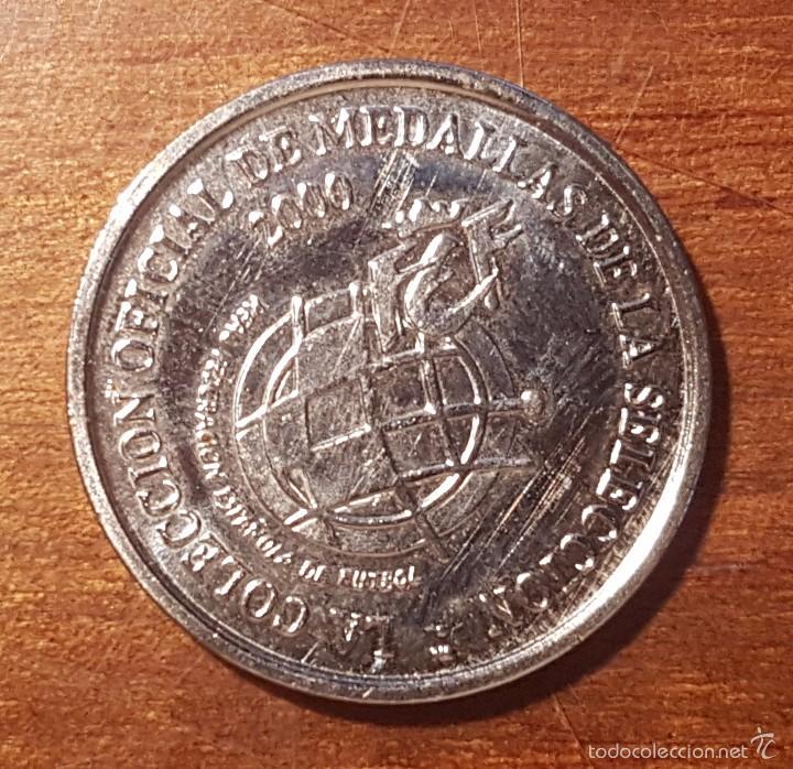 Trofeos y medallas: ENGONGA - MONEDA CONMEMORATIVA SELECCION ESPA&Ntilde;OLA 2000 - Foto 2