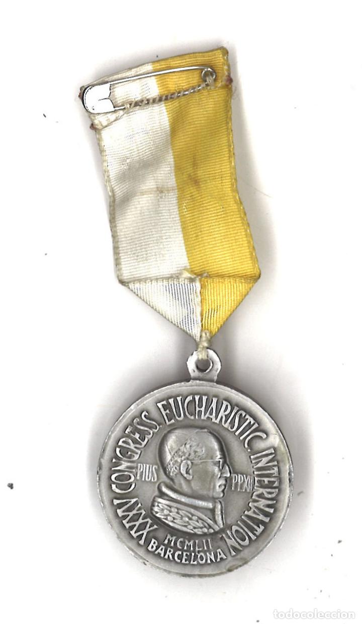 Trofeos y medallas: Congreso eucar&iacute;stico de Barcelona. 1952 - Foto 2