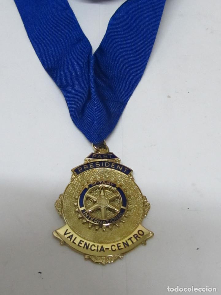 Trofeos y medallas: MEDALLA DEL ROTARY CLUB VALENCIA - Foto 1