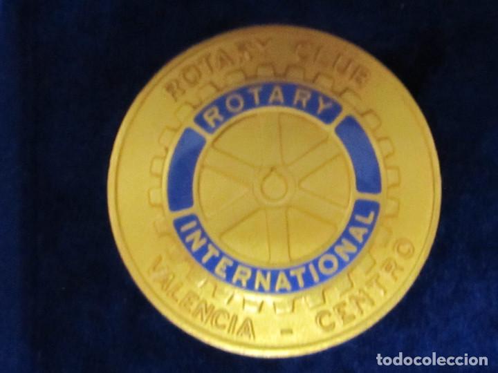 Trofeos y medallas: MEDALLA DEL ROTARY CLUB VALENCIA - Foto 2