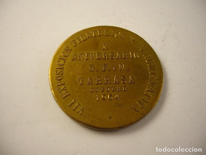 Trofeos y medallas: VII EXPOSICION FILATELICA Y IV NUMISMATICA 1964 - Foto 2