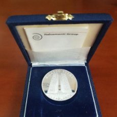 Trofeos y medallas: MEDALLA TWIN CENTER CASABLANCA - RICARDO BOFILL - ITALCEMENT GROUP - PLATA 925