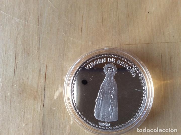 Trofeos y medallas: Virgen de Bego&ntilde;a Gij&oacute;n moneda - Foto 1