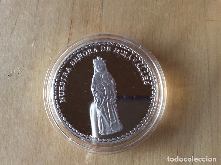 Trofeos y medallas: Nuestra se&ntilde;ora de Miravalles Aller moneda - Foto 1