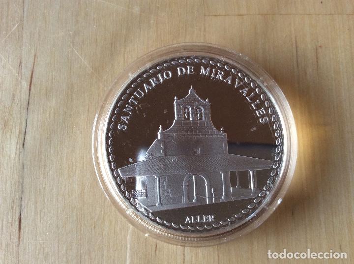 Trofeos y medallas: Nuestra se&ntilde;ora de Miravalles Aller moneda - Foto 2