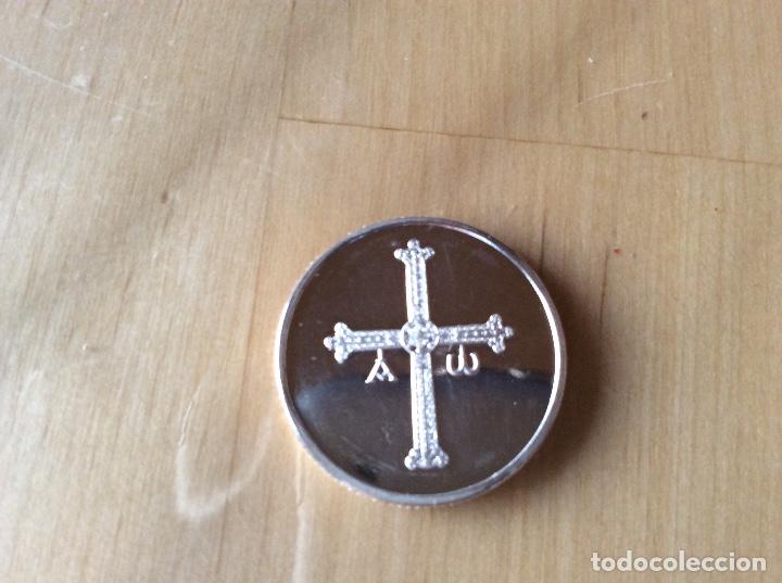 Trofeos y medallas: Puente Cangas de Onis moneda - Foto 2
