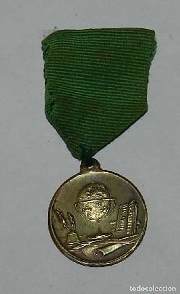 Trofeos y medallas: Medalla premio a la aplicacion escolar, mide 2,1 cms. - Foto 1