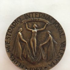 Trofeos y medallas: MEDALLA. FERIA MVESTRARIO INTERNACIONAL VALENCIA 1917 - 1967 / CINCVENTENARIO DE LA FVNDACION.