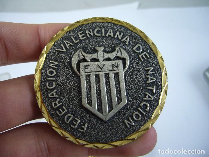 Trofeos y medallas: Moneda de Natacion Valencia - Foto 1