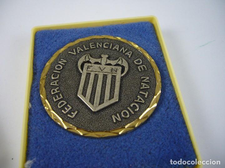 Trofeos y medallas: Moneda de Natacion Valencia - Foto 3