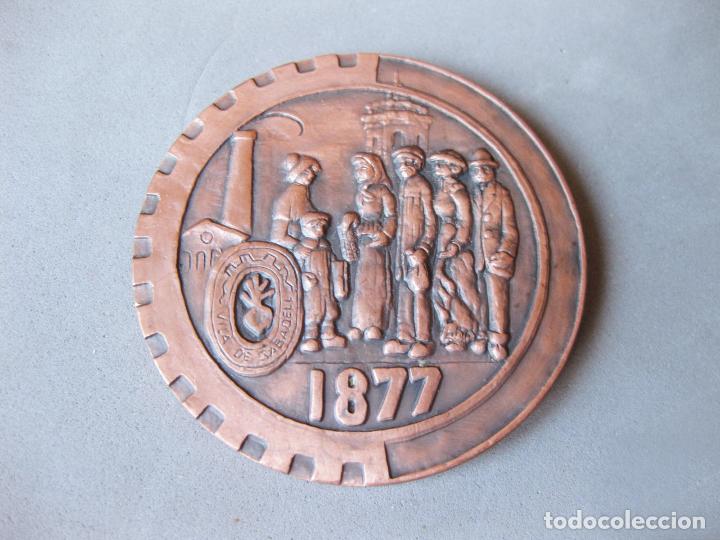 Trofeos y medallas: MEDALLA DEL CENTENARIO DE LA CIUDAD DE SABADELL - Foto 2