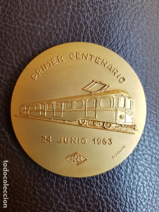 Trofeos y medallas: MEDALLA FERROCARRIL SARRIA-BARCELONA, CENTENARIO - Foto 2