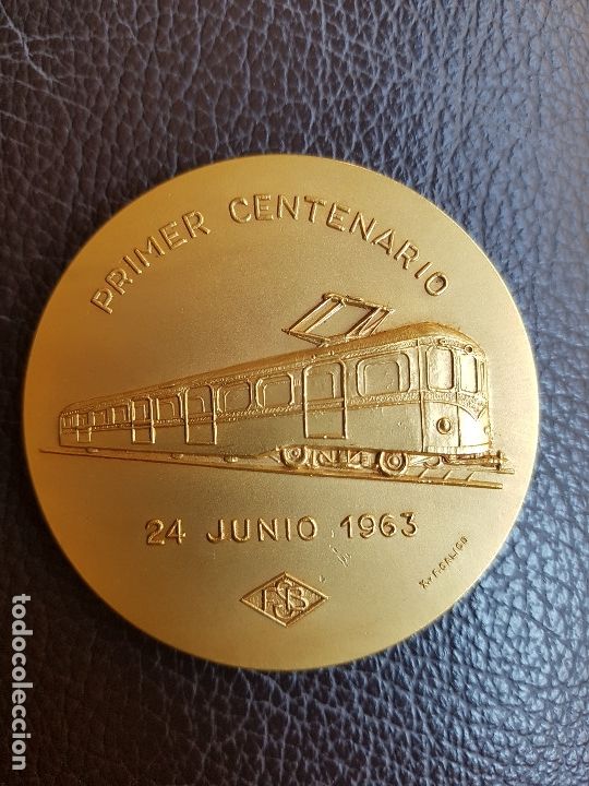 Trofeos y medallas: MEDALLA FERROCARRIL SARRIA-BARCELONA, CENTENARIO - Foto 4