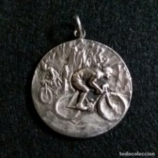 Trofeos y medallas: ANTIGUA MEDALLA CICLISMO EN PLATA CAMPEONATO DE EUROPA 1922 - ORIGINAL- (VALLMITJANA). Lote 182022990