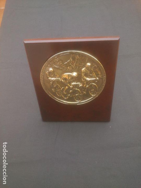 Trofeos y medallas: ANTIGUO TROFEO METOPA DE CICLISMO - Foto 1