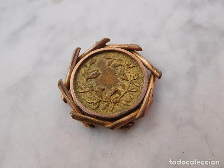 Trofeos y medallas: Medalla de bronce dama modernista - Foto 2