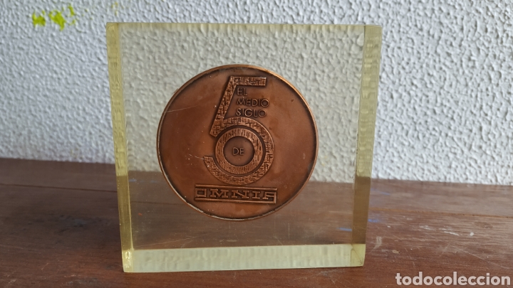 Trofeos y medallas: Medalla cincuentenario Omnia. 1921-1971. - Foto 2