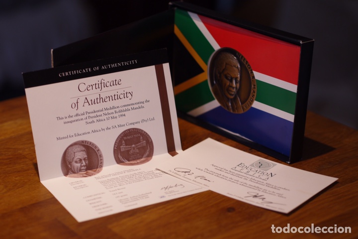Trofeos y medallas: Medalla Nelson Mandela 1994 - Foto 3