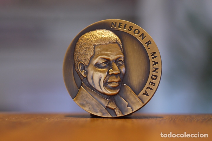 Trofeos y medallas: Medalla Nelson Mandela 1994 - Foto 1