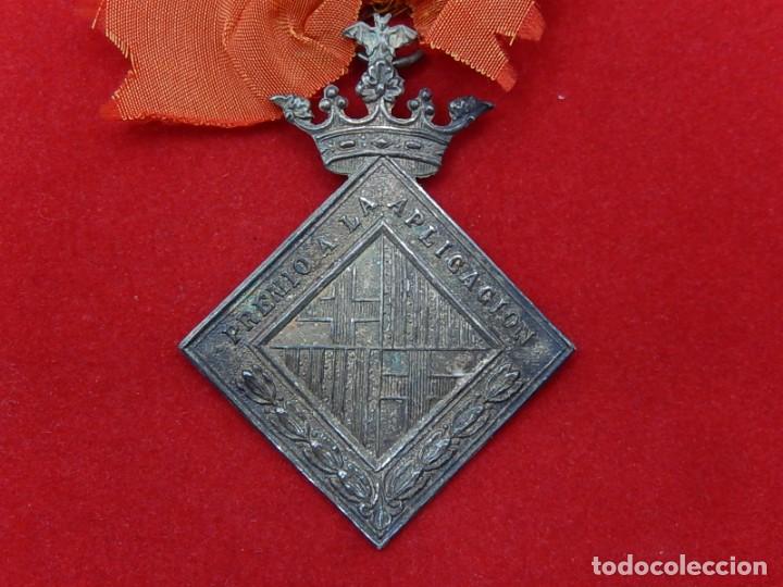 Trofeos y medallas: Premio a la aplicaci&oacute;n. Barcelona. - Foto 1
