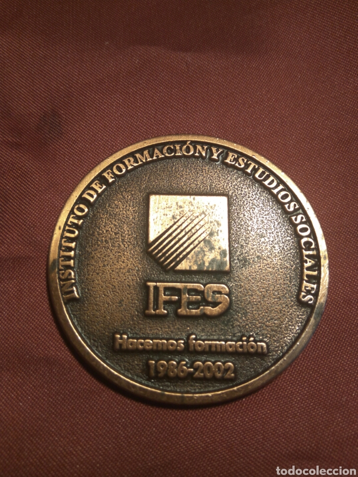 Trofeos y medallas: MEDALLA SINDICATO UGT 38 CONGRESO - Foto 2