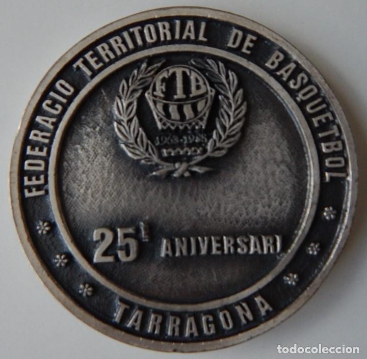 Trofeos y medallas: Federaci&oacute; Territorial de Basquetbol 25&egrave; aniversari - Tarragona - Foto 1
