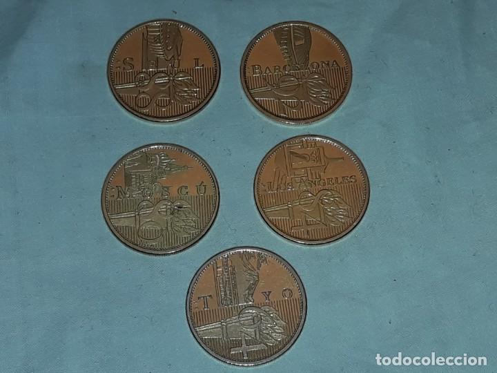 Trofeos y medallas: Lote de 5 monedas conmemorativas Juegos Olímpicos Seul Barcelona Tokio Moscú Los Ángeles - Foto 1 - 235725015