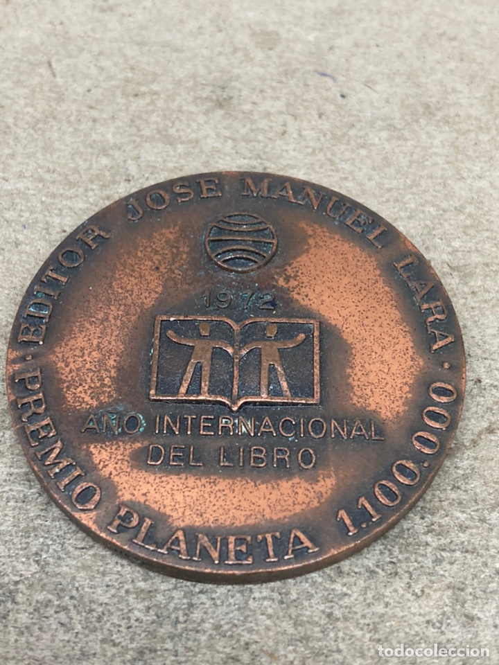 Trofeos y medallas: Medalla bronce Premio Planeta - Foto 2