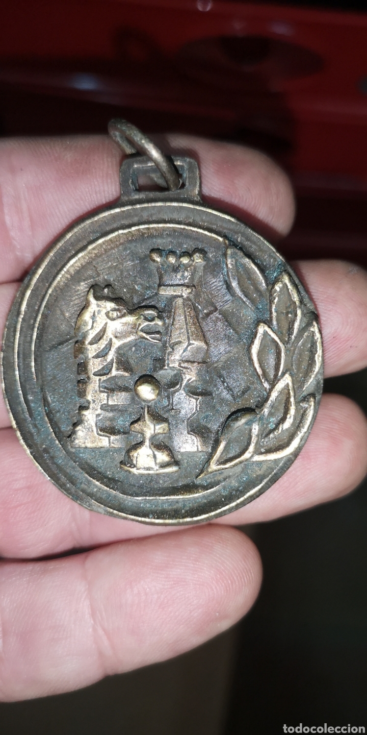 Trofeos y medallas: Medalla de bronce de campeonato de ajedrez - Foto 1