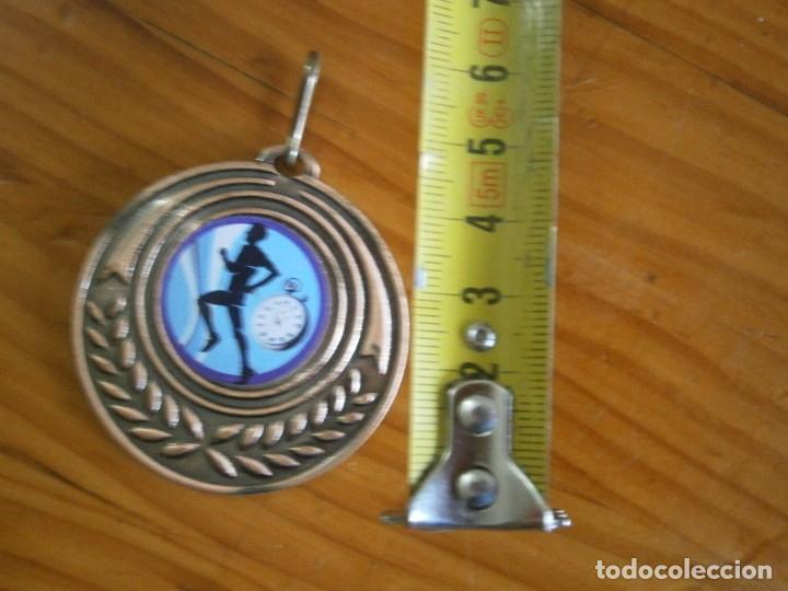 Trofeos y medallas: MEDALLA DE CROSS LA ESTRELLA - Foto 1