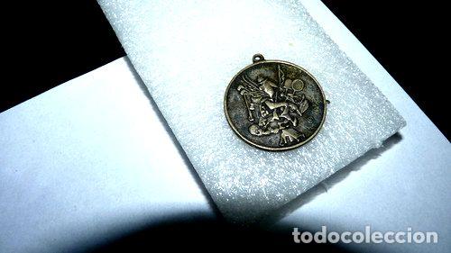 Trofeos y medallas: medalla proveeduria deportiva - Foto 1