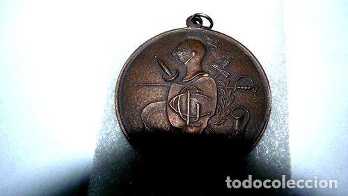 Trofeos y medallas: medalla de gimnasia y esgrima - Foto 1