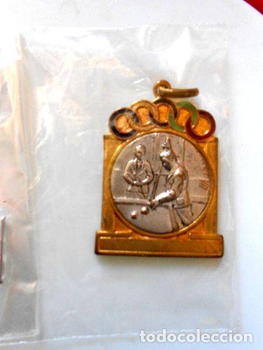 Trofeos y medallas: medalla olimpica billar decada del 60 - Foto 1