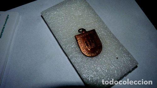Trofeos y medallas: medalla escuela modelo - Foto 1