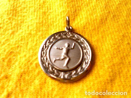Trofeos y medallas: medalla de atletismo - Foto 1